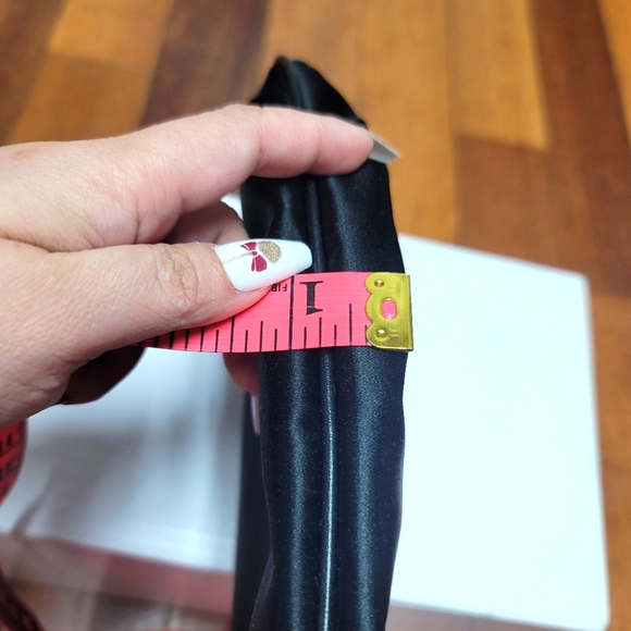 Coach Amanda Large Satin Wristlet - Picture 11 of 11